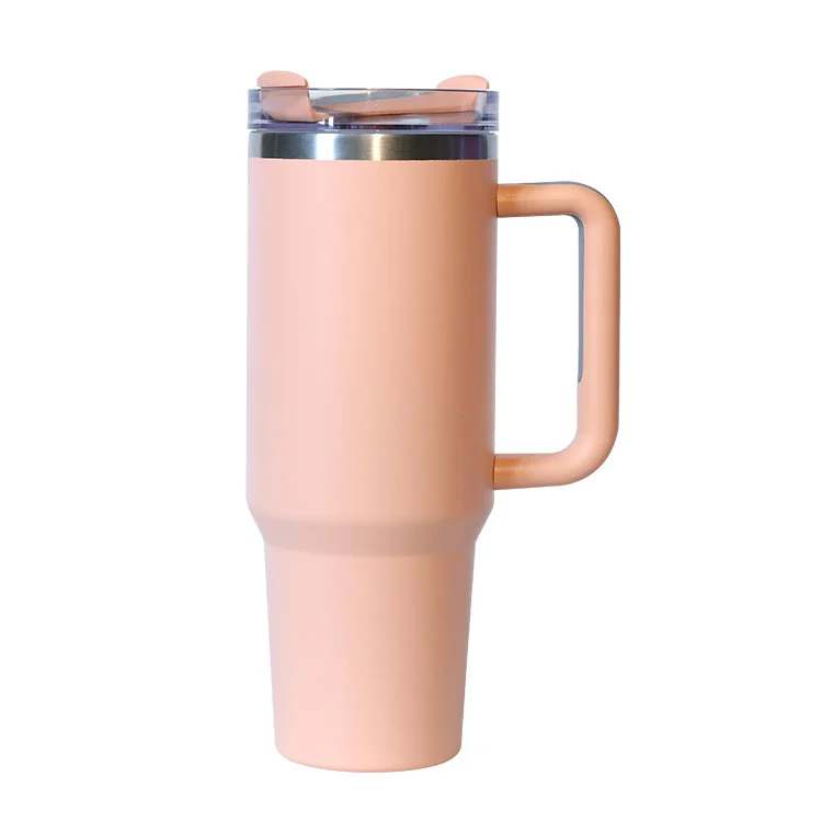Vad är skillnaden mellan en termos och en tumlare?