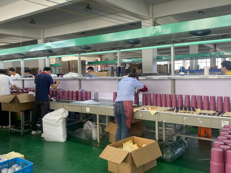 Kapacitetsgenombrott: Jiangzhi slutför beställning på 26 000 stycken glasskopp på 3 dagar